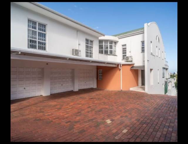 4 BEDROOM APARTMENT TO LET IN MUSGRAVE